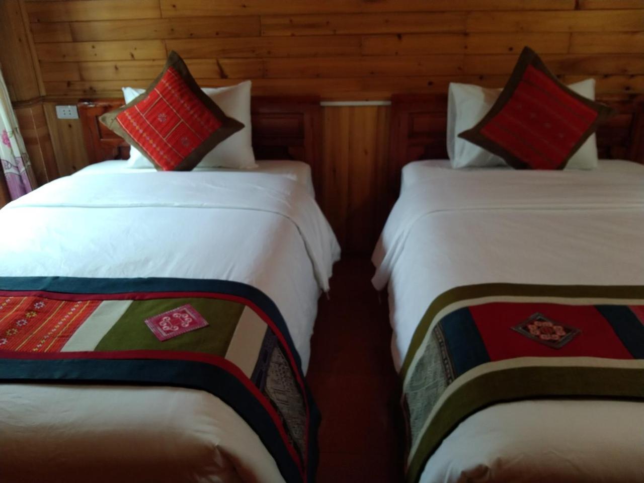 A Lin Homestay Bac Ha Exteriör bild