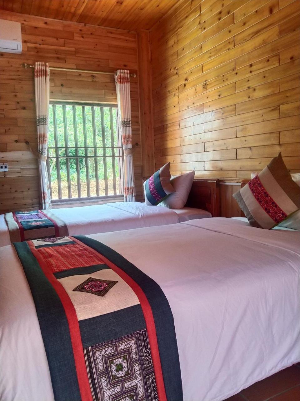 A Lin Homestay Bac Ha Exteriör bild