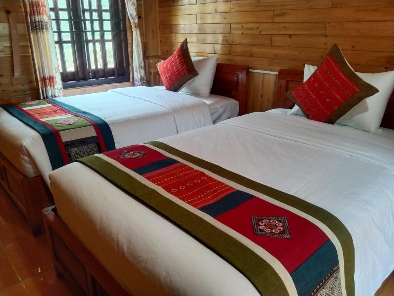 A Lin Homestay Bac Ha Exteriör bild